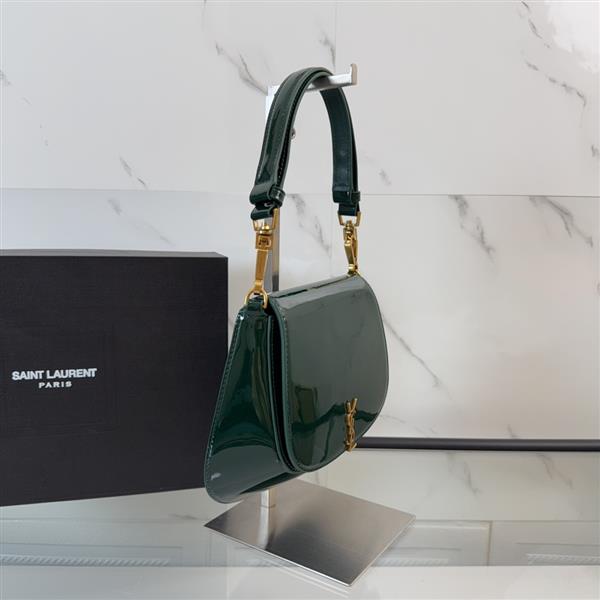 2026224192626416 800